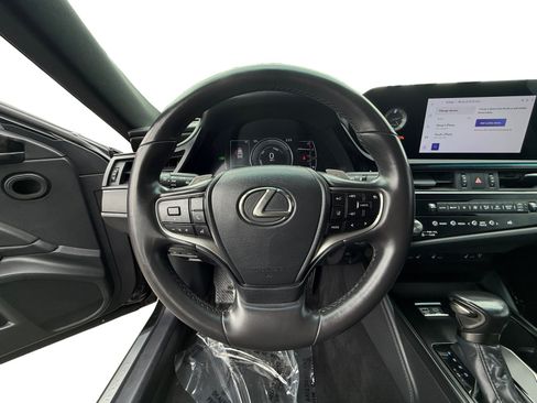 Used 2024 Lexus ES 300h w/ Premium Package FWD image 12