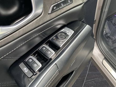 Certified 2024 Kia Sorento SX Prestige image 36