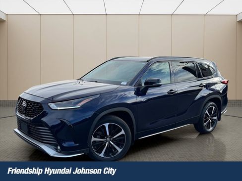 Used 2022 Toyota Highlander XSE image 1
