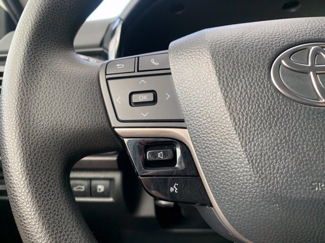 Used 2025 Toyota Camry LE FWD image 17