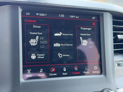 Used 2021 RAM 1500 4x4 Crew Cab image 22