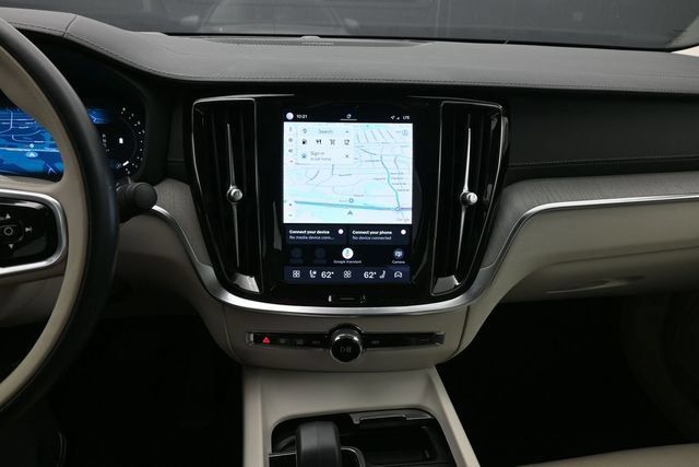 Used 2023 Volvo S60 B5 Ultimate w/ Climate Package FWD image 13