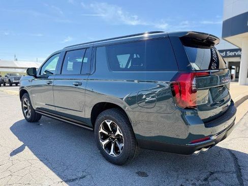 New 2026 GMC Yukon XL AT4 image 6