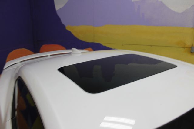 Used 2017 Chevrolet Camaro SS RWD image 5