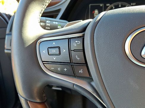 Used 2023 Lexus ES 350 Ultra Luxury image 22