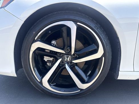 Used 2022 Honda Accord Sport image 9