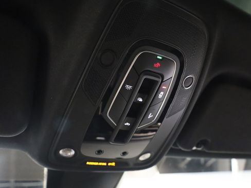 Used 2023 Audi SQ7 Prestige image 33