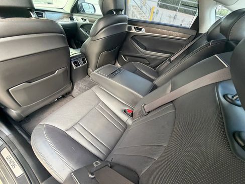 Used 2018 Genesis G80 3.8 w/ Option Group 03 image 21