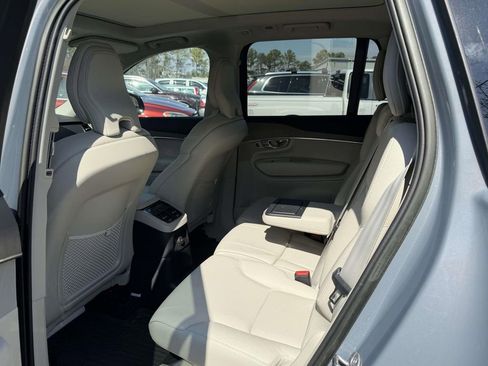 Used 2023 Volvo XC90 T8 Plus w/ Protection Package Premier image 6