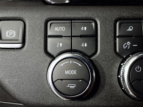 Used 2025 GMC Sierra 2500 SLT w/ Texas SLT Premium Package image 14