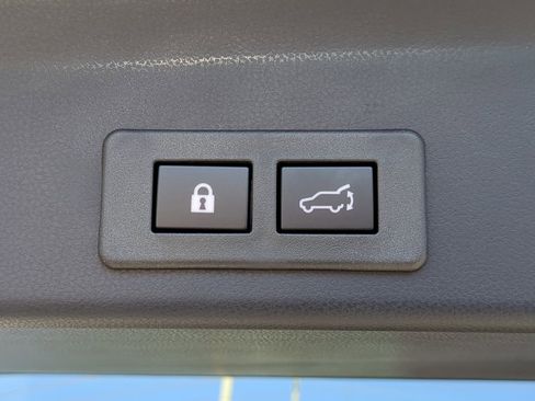 Used 2025 Subaru Ascent Premium image 10