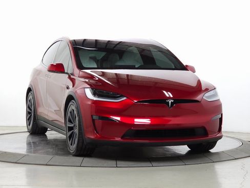 Used 2023 Tesla Model X image 11