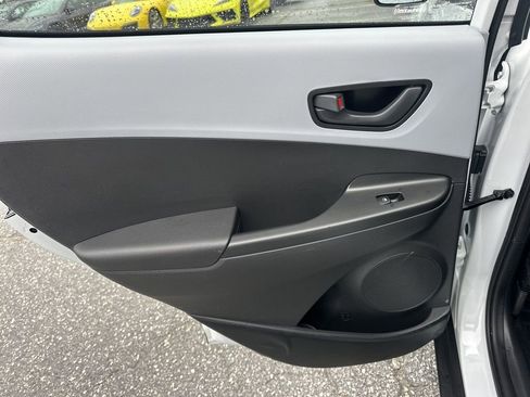 Used 2020 Hyundai Kona SEL Plus image 26