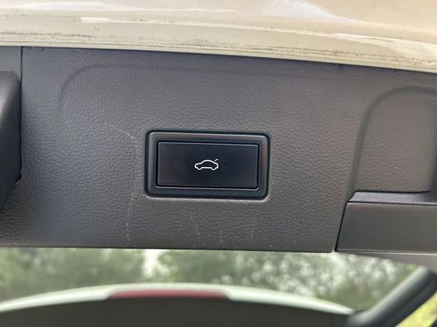 Used 2019 Volkswagen Atlas SEL R-Line image 54