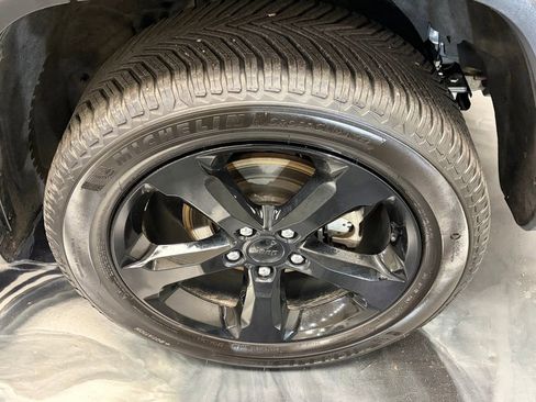 Used 2023 Jeep Grand Cherokee Altitude image 22