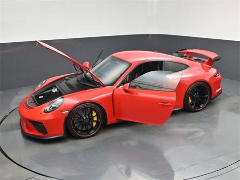 Used 2018 Porsche 911 GT3 image 64