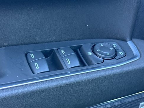 Used 2024 Chevrolet Silverado 1500 LT Trail Boss w/ LT Trail Boss Premium Package image 12