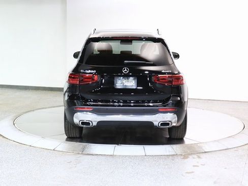 Certified 2025 Mercedes-Benz GLB 250 4MATIC image 13