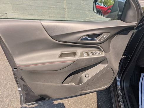 Used 2023 Chevrolet Equinox RS AWD/4WD image 14