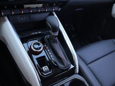 New 2026 GMC Canyon AT4X w/ AT4X AEV Edition image 24