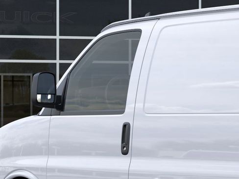 New 2025 GMC Savana 2500 w/ Communications Package image 12