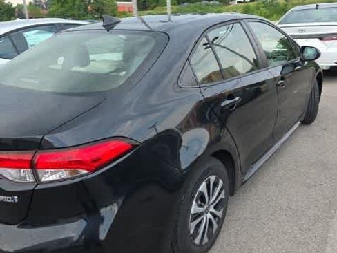 Used 2022 Toyota Corolla LE FWD image 10