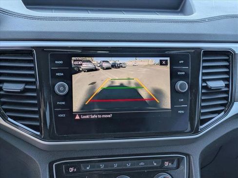 Used 2022 Volkswagen Atlas SE image 15