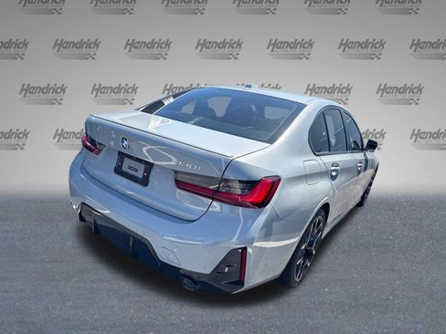 Used 2025 BMW 330i Sedan w/ M Sport Package RWD image 8