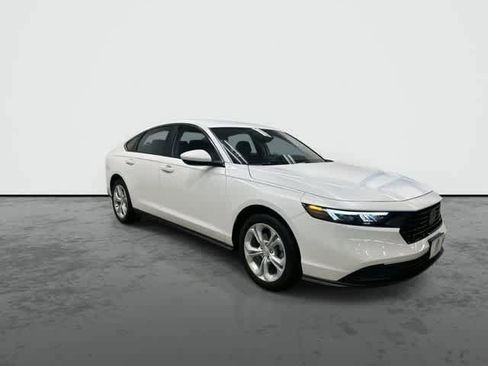 Used 2026 Honda Accord LX image 5