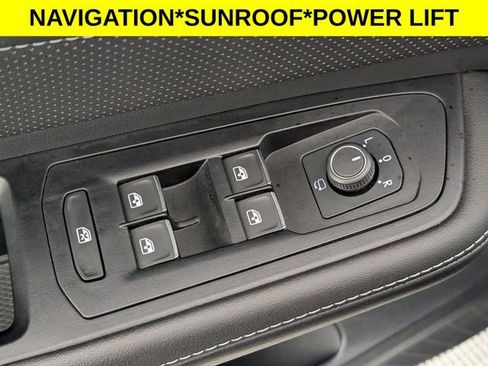 Used 2024 Volkswagen Atlas SEL Premium R-Line AWD/4WD image 12