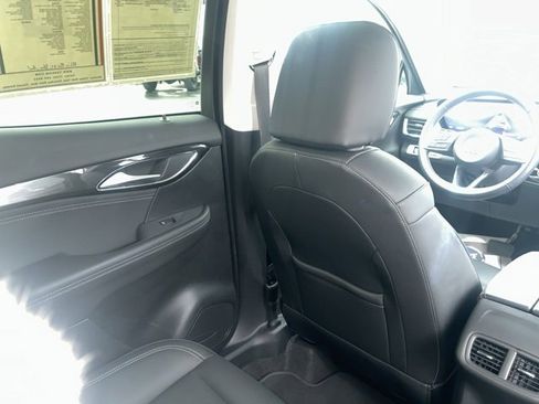 Used 2025 Buick Envision Preferred image 33