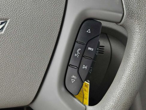 Used 2014 Chevrolet Traverse LS image 26