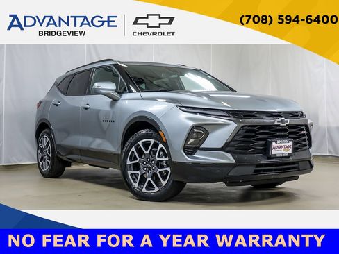 Certified 2025 Chevrolet Blazer RS image 1