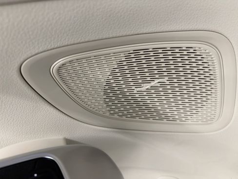 Certified 2025 Mercedes-Benz C 300 Sedan image 48