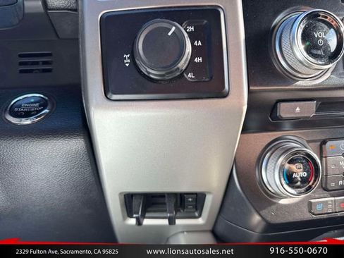Used 2015 Ford F150 Lariat w/ Equipment Group 502A Luxury AWD/4WD image 30