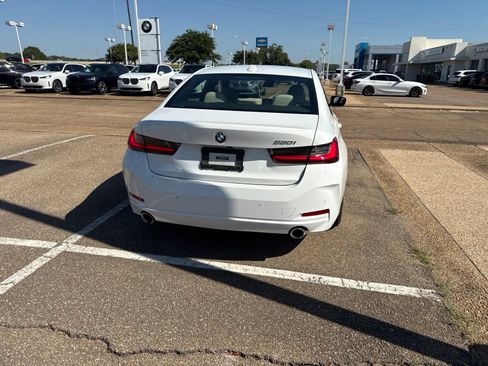 Certified 2023 BMW 330i Sedan w/ Driving Assistance Package RWD image 6