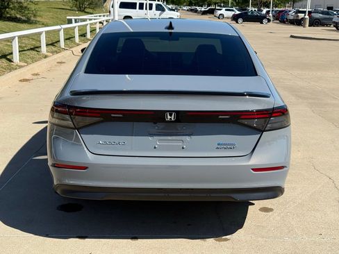 Used 2024 Honda Accord Sport image 5