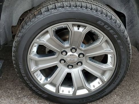 Used 2018 GMC Yukon XL Denali w/ Open Road Package image 38