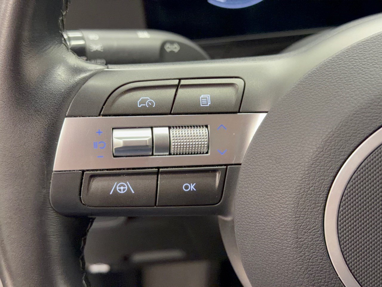 Used 2025 Hyundai Kona SEL AWD/4WD image 18