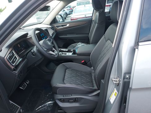 New 2026 Volkswagen Atlas SEL Premium R-Line image 14