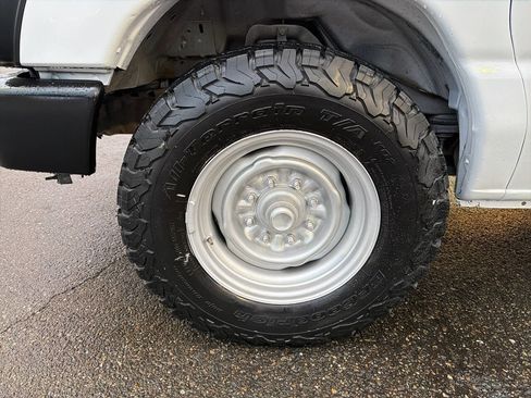 Used 2008 Ford E-350 and Econoline 350 XLT image 12