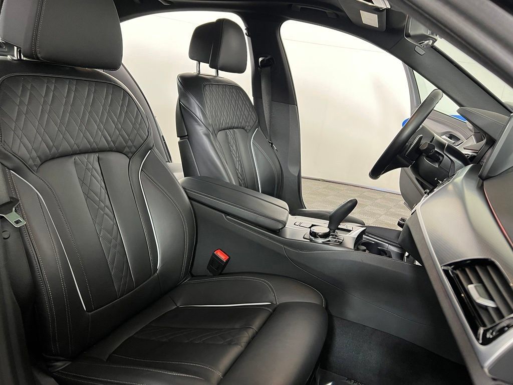 Used 2023 BMW M550i xDrive w/ Executive Package AWD/4WD image 12