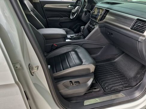 Used 2021 Volkswagen Atlas SEL Premium AWD/4WD image 30
