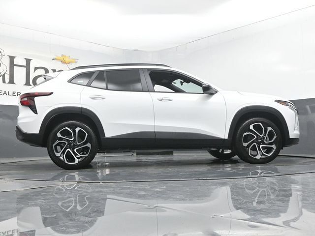 New 2026 Chevrolet Trax RS FWD image 31