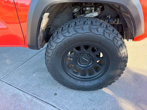Used 2023 Toyota Tacoma TRD Pro AWD/4WD image 35