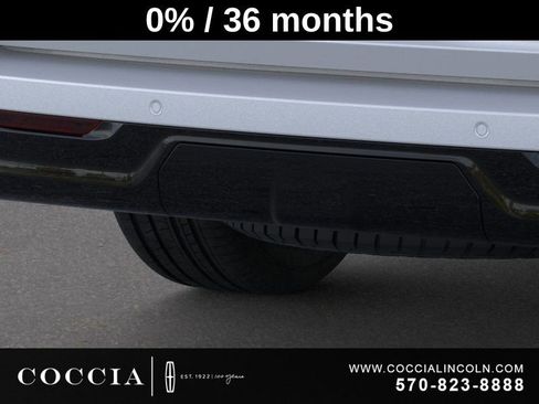 New 2025 Lincoln Navigator Reserve w/ Jet Appearance Package AWD/4WD image 23
