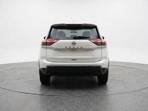 Used 2025 Nissan Rogue SV FWD image 7