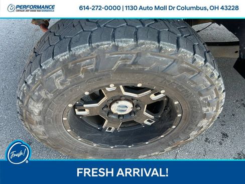 Used 2011 Ford F250 XLT w/ FX4 4X4 Off-Road Pkg image 9