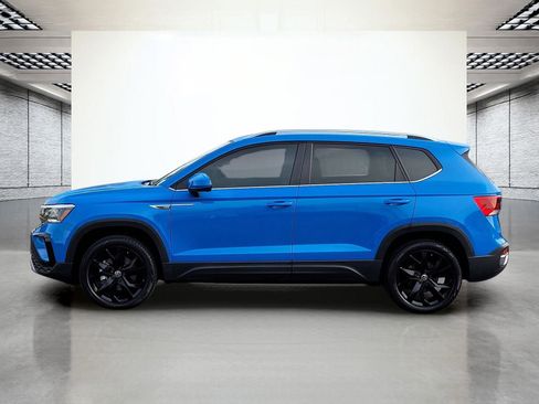 Certified 2023 Volkswagen Taos SE w/ Panoramic Sunroof Package FWD image 10