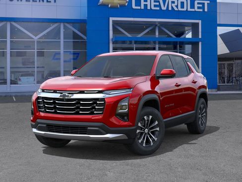 New 2026 Chevrolet Equinox LT image 6